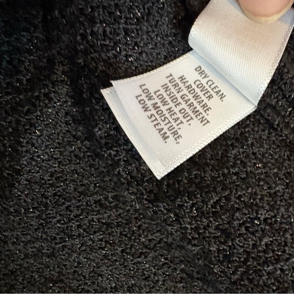 St. John Beaded Trim Black Jacket, Sz 8 - Picture 13 of 14